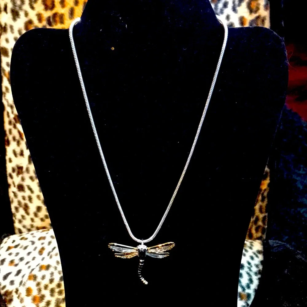 Fashion Jewelry dragonfly pendant & necklace - Picture 1 of 5